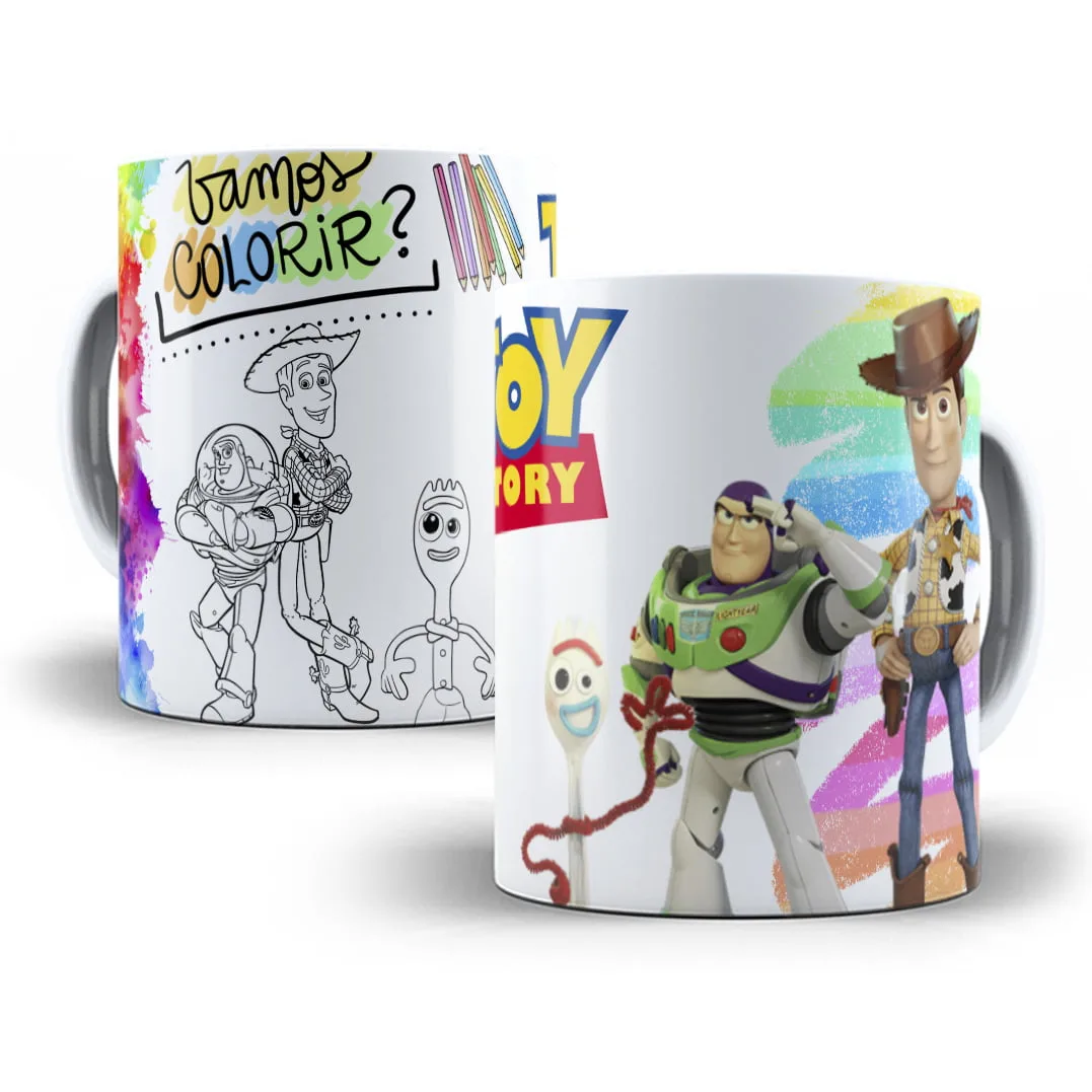 Duas canecas estampadas com desenhos coloridos e em preto e branco de personagens animados.