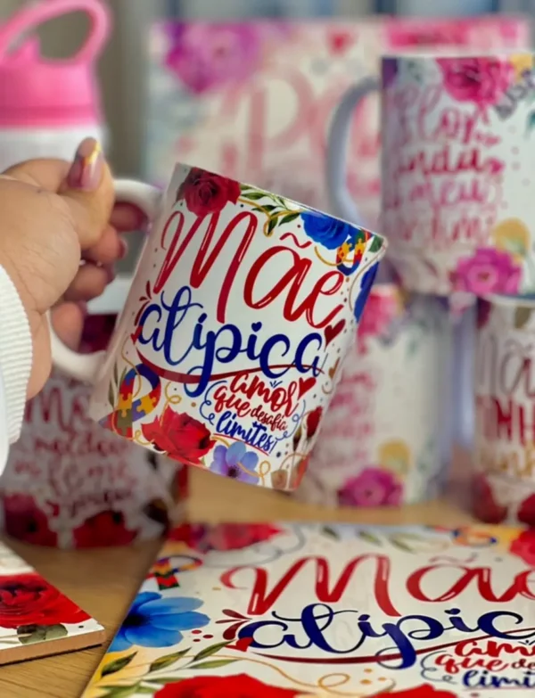 18 Artes de Caneca para Dia das Mães com Tema Floral