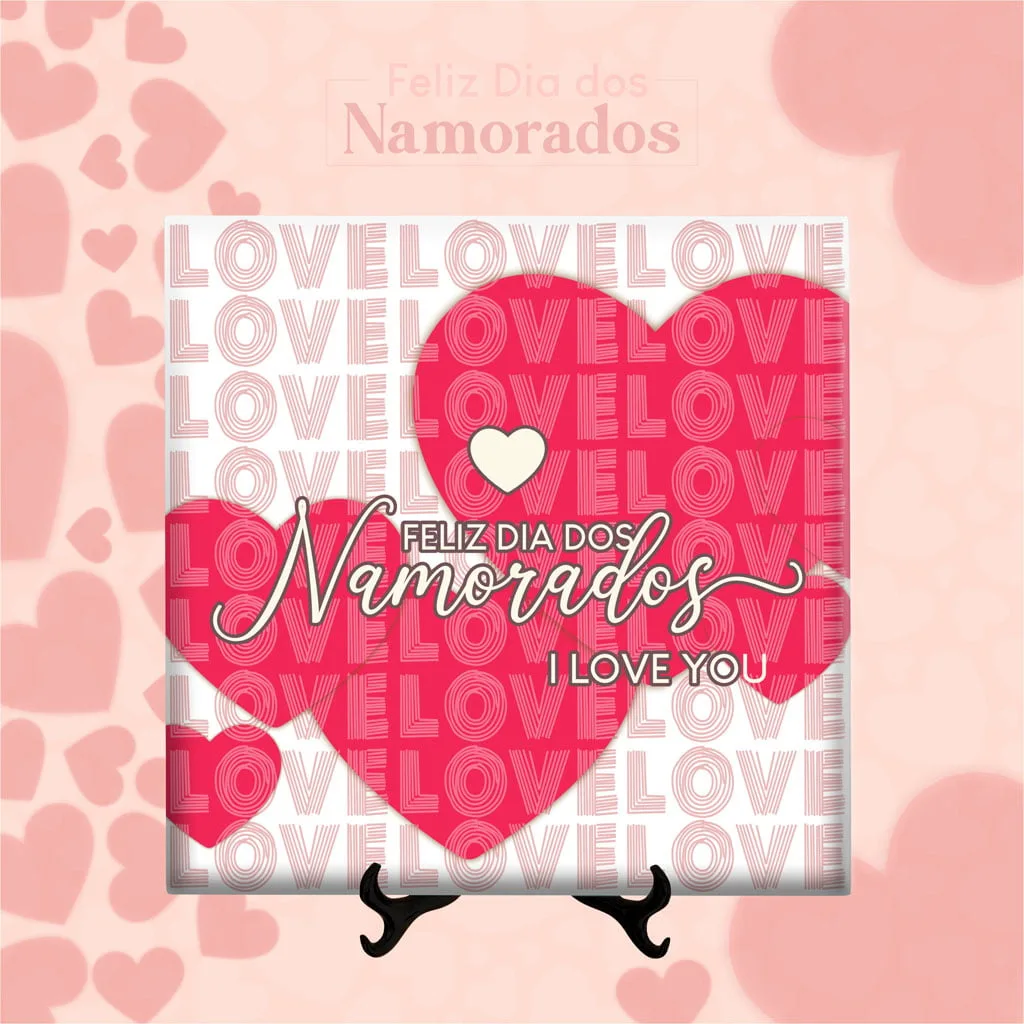 Arquivos Sublimação Azulejos Dia dos Namorados 2023 Editável 6 Arte digital quadrada com corações rosas e vermelhos e frases de amor.