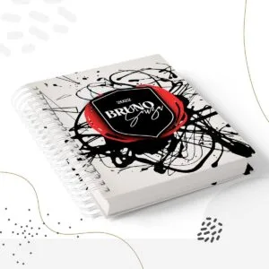 Caderno espiral com capa personalizada em preto, branco e vermelho.