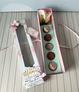 Caixa para 5 Doces e 1 Rosa