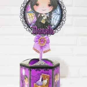 Centro de Mesa Wandinha Roxo 15 Centro de Mesa Wandinha Roxo