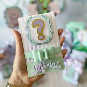Convites Chá Revelação Verde com Lilás