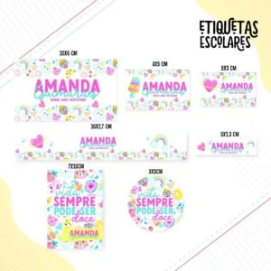 Conjunto de etiquetas escolares coloridas com diversos tamanhos e estampas divertidas