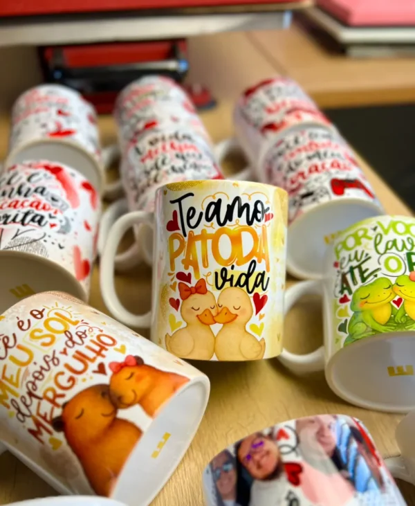 Kit com 39 Designs de Canecas para Dia dos Namorados