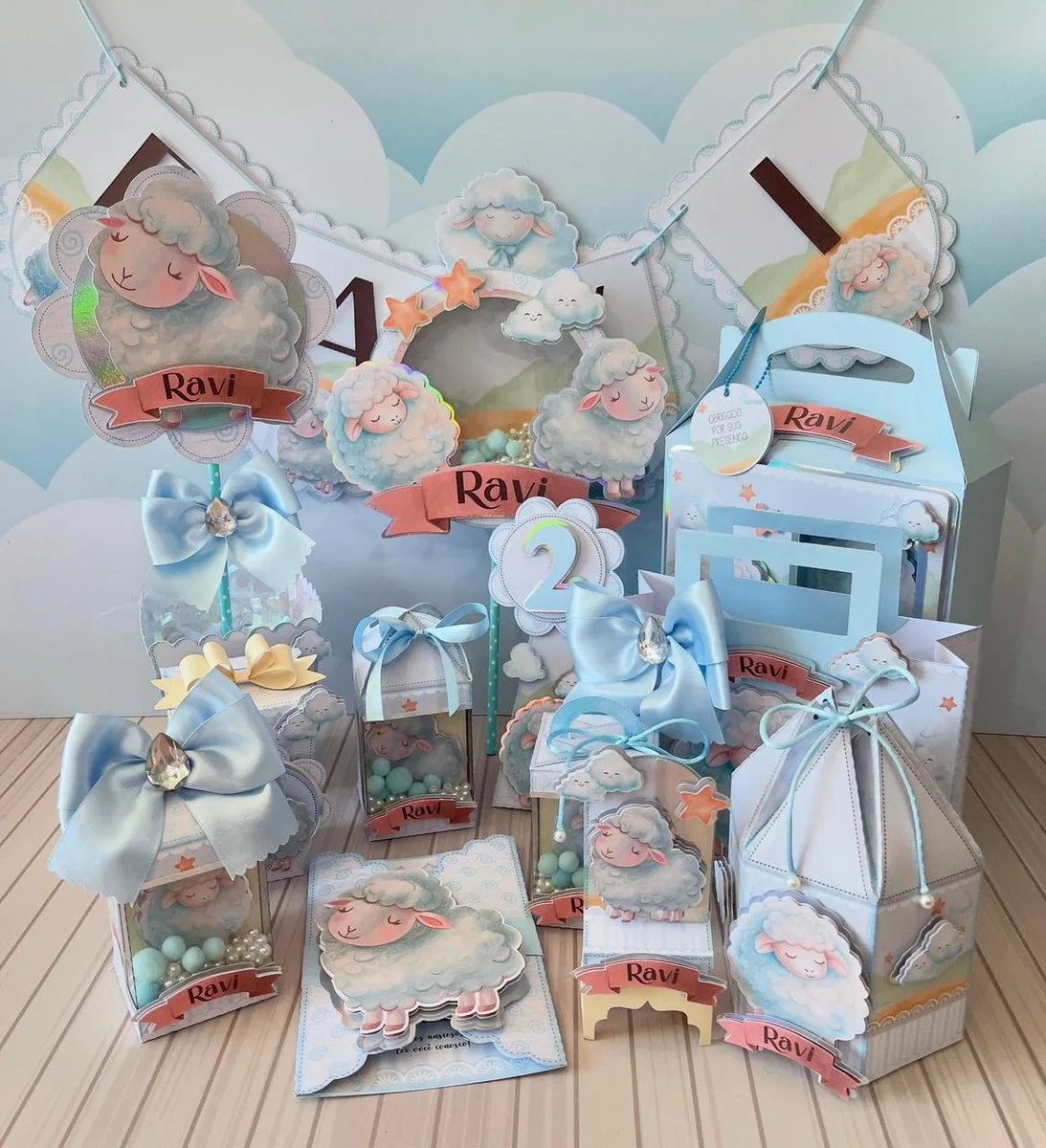 Kit Festa Ovelhinha Azul Luxo - Studio e pdf 1 Kit Festa Ovelhinha Azul Luxo - Studio e pdf