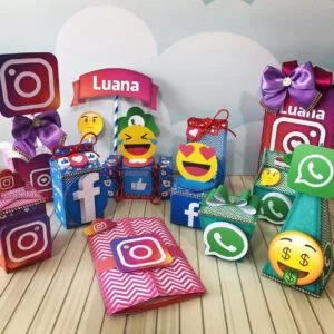 Kit Festa Só um bolinho Redes Sociais