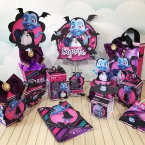 Kit Festa Só um bolinho Vampirina 6 Kit Festa Só um bolinho Vampirina