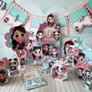 Conjunto de enfeites de papel colorido com bonecas e pandas para festa infantil