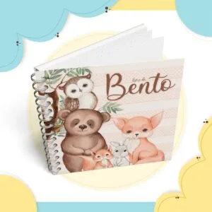 Caderno espiralado ilustrado com animais fofos da floresta na capa.