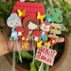 Topo de Bolo Chapeuzinho Vermelho Camadas